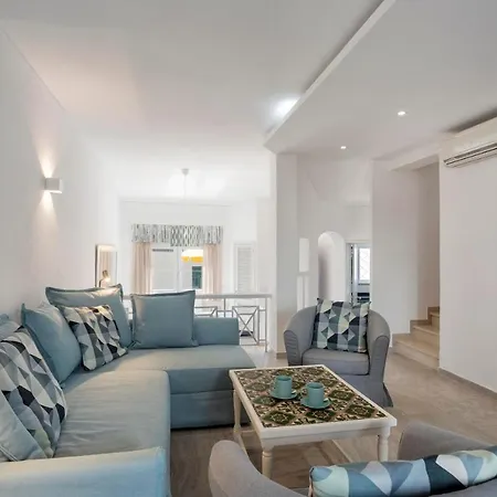 Isabel * Vale do Lobo